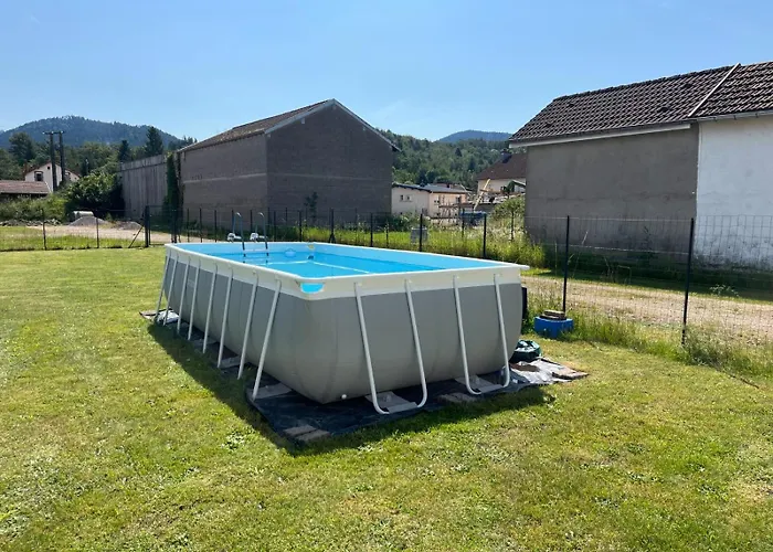 Gite 205 M2, 8Pers Piscine, Jacuzzi, Balneo Privatifs