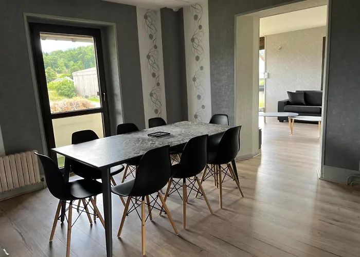 Gite 205 M2, 8Pers Piscine, Jacuzzi, Balneo Privatifs