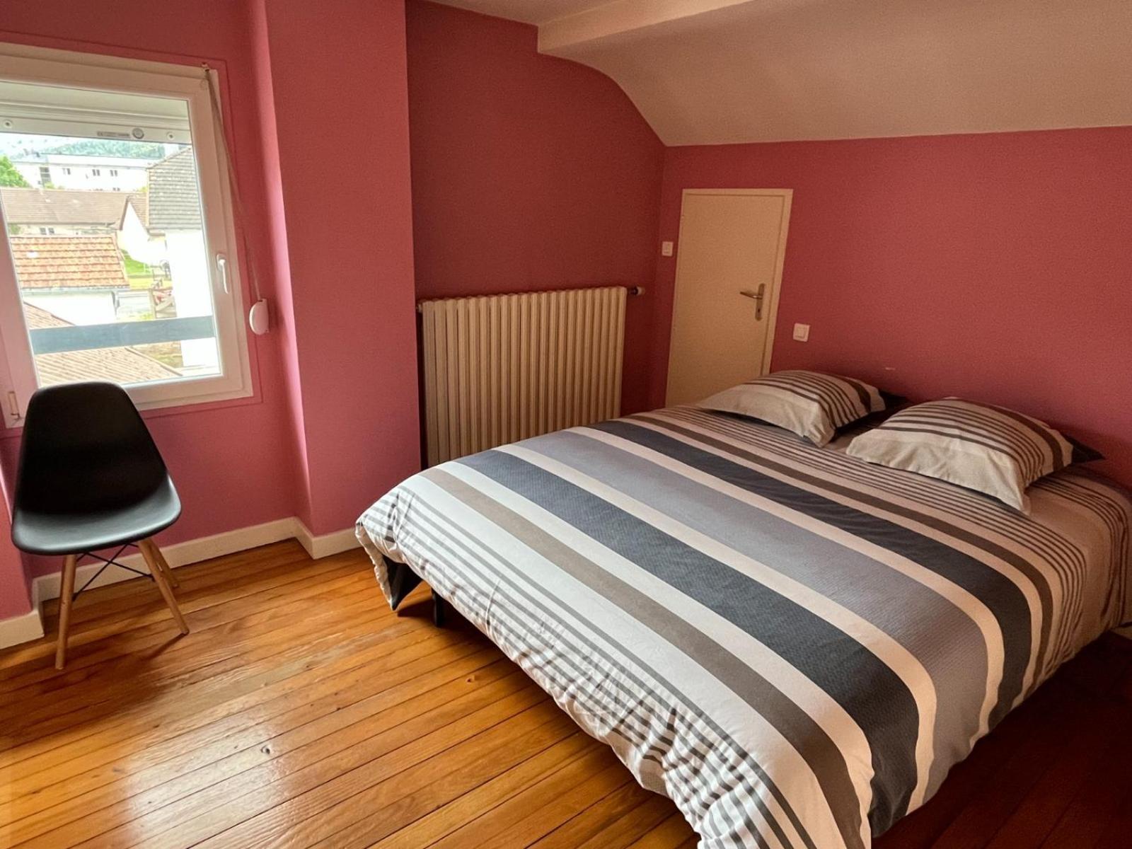 205 M2, 8pers Piscine, Jacuzzi, Balneo Privatifs Hébergement de vacances